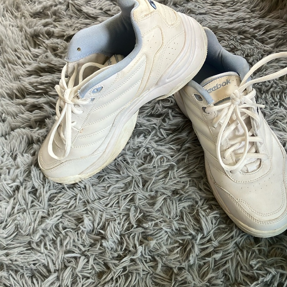 Reebok Women’s 9 walking shoe